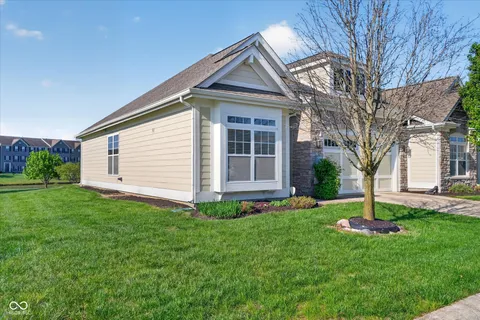 $324,900 | 155 Coatsville Drive, Westfield, IN 46074