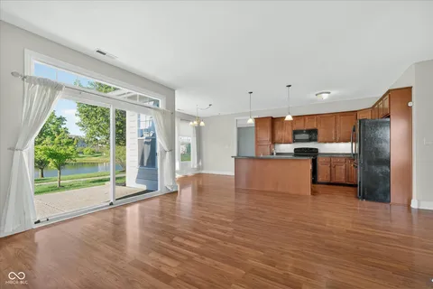 $324,900 | 155 Coatsville Drive, Westfield, IN 46074