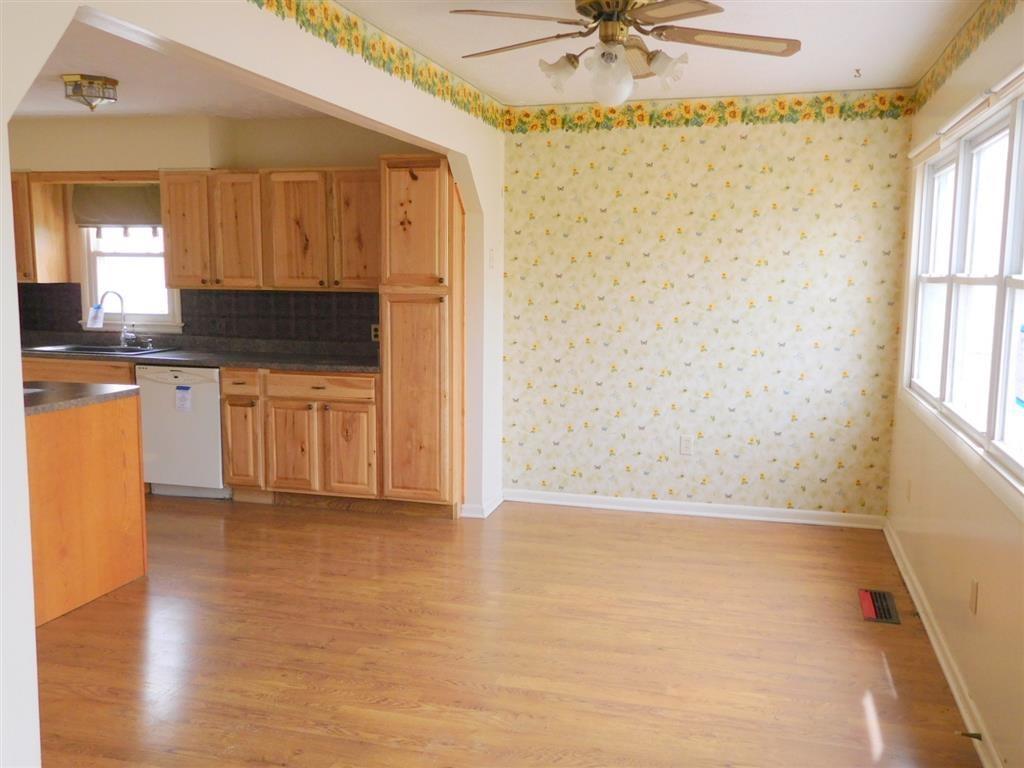 2131 North Hadley Road Springfield, OH 45505 - Photo 9 of 21 Gallery Image 9