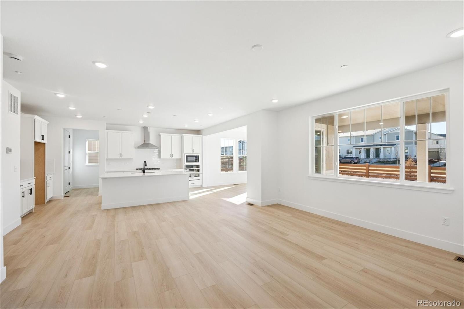 1252 Summit Rise Drive Erie, CO 80516 - Photo 5 of 24