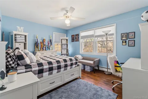 $1,925,000 | 1 Hitching Post Lane, Chappaqua, NY 10514