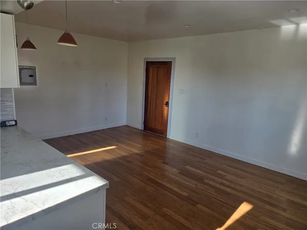 $1,725 | 213 Covina Avenue, Unit 2, Long Beach, CA 90803