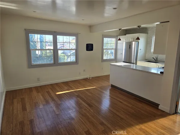 $1,725 | 213 Covina Avenue, Unit 2, Long Beach, CA 90803