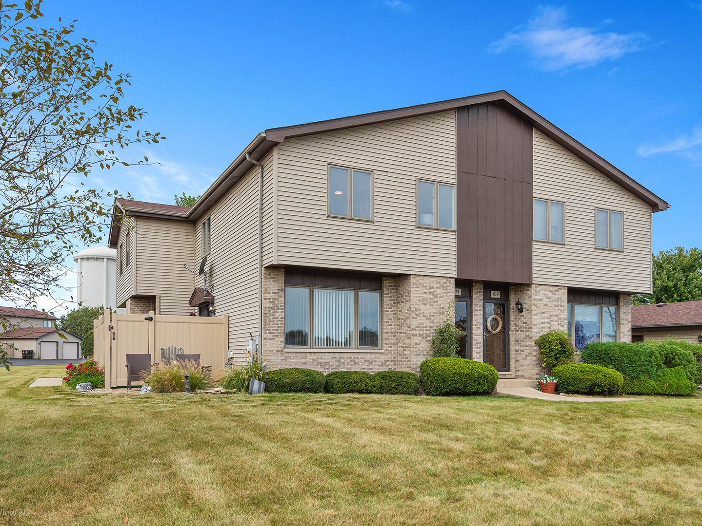 715 Tauber Road, Unit 715 New Lenox, IL 60451 - Photo 1 of 27 Gallery Image 1