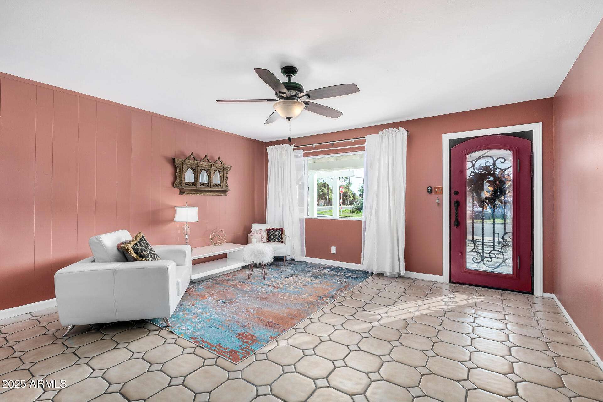2302 West Berridge Lane Phoenix, AZ 85015 - Photo 7 of 40 a living room with furniture and window