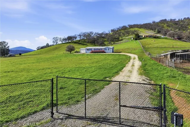 $439,000 | 2805 Smith Lane, Clearlake, CA 95422