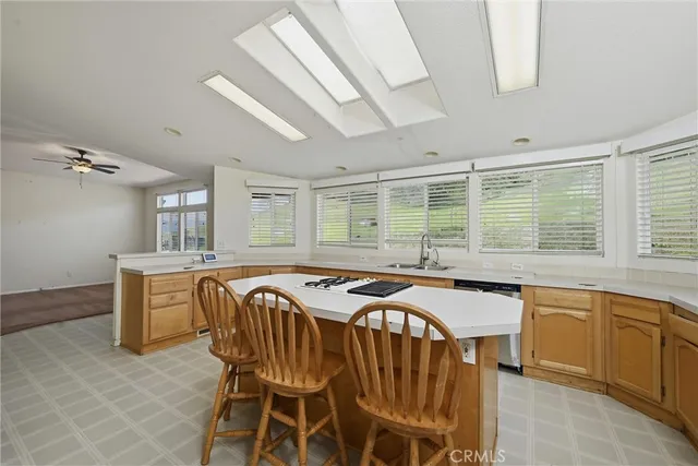 $439,000 | 2805 Smith Lane, Clearlake, CA 95422