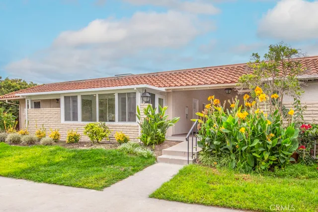 $665,000 | 2171 Via Mariposa East, Unit Q, Laguna Woods, CA 92637