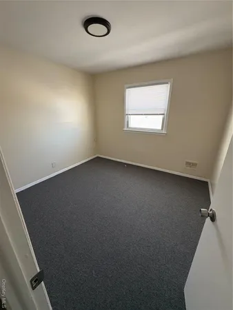 $2,900 | 235-09 147th Drive | Rosedale