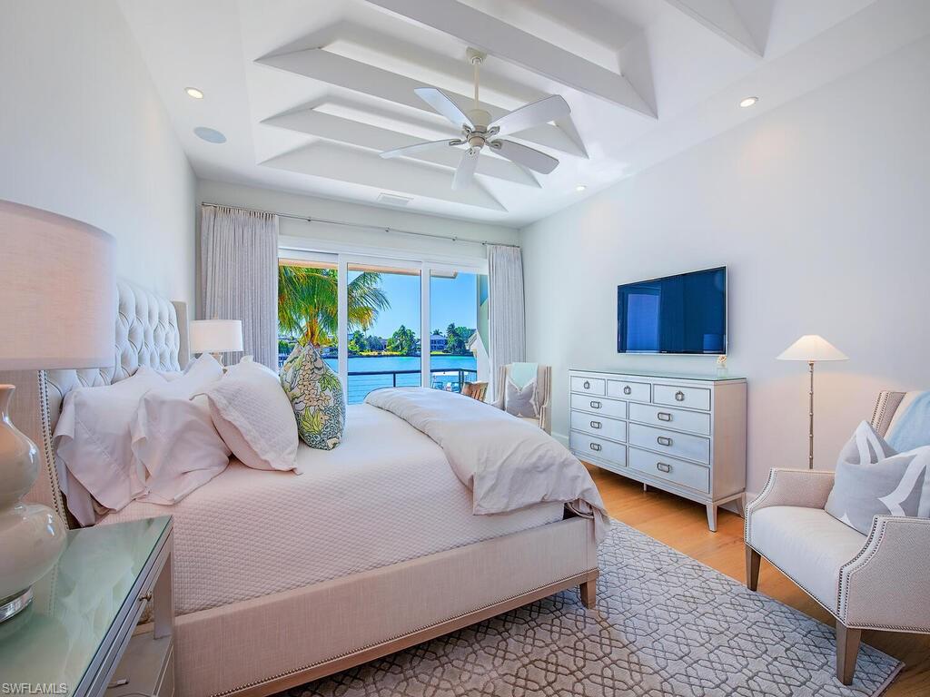 440 Springline Drive Naples, FL 34102 - Photo 17 of 28