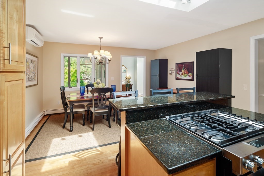 16 Trysting Road Scituate, MA 02066 - Photo 14 of 39