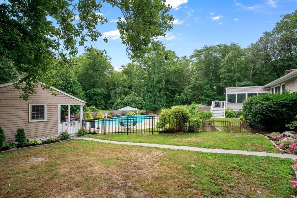 16 Trysting Road Scituate, MA 02066 - Photo 33 of 39