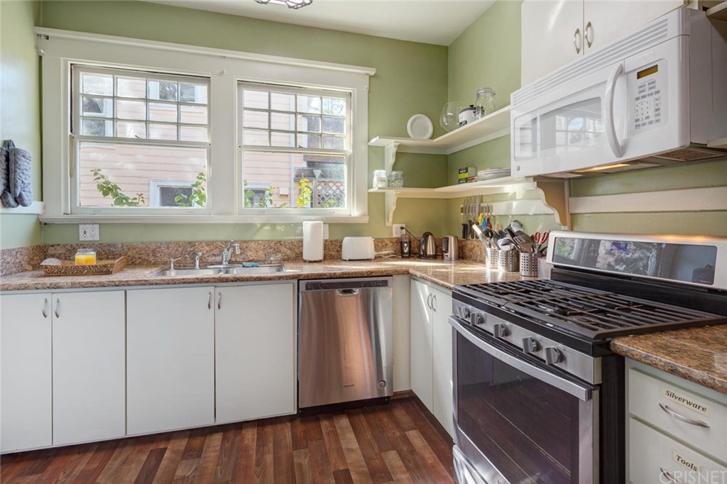 2311 Stuart Street Berkeley, CA 94705 - Photo 12 of 37