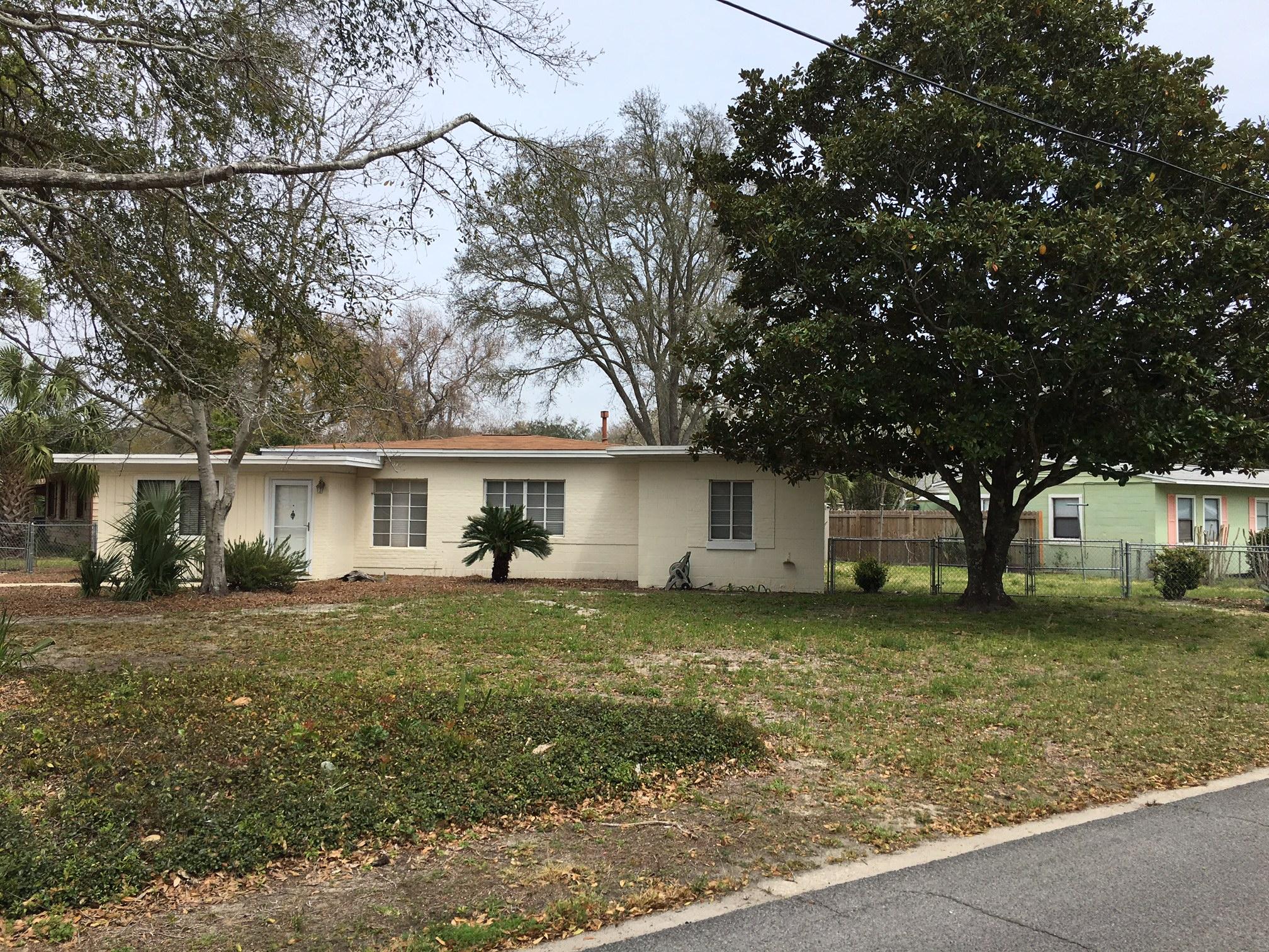 5 Choctawhatchee Road Southeast Fort Walton Beach, FL 32548 - Photo 1 of 28 IMG_0449