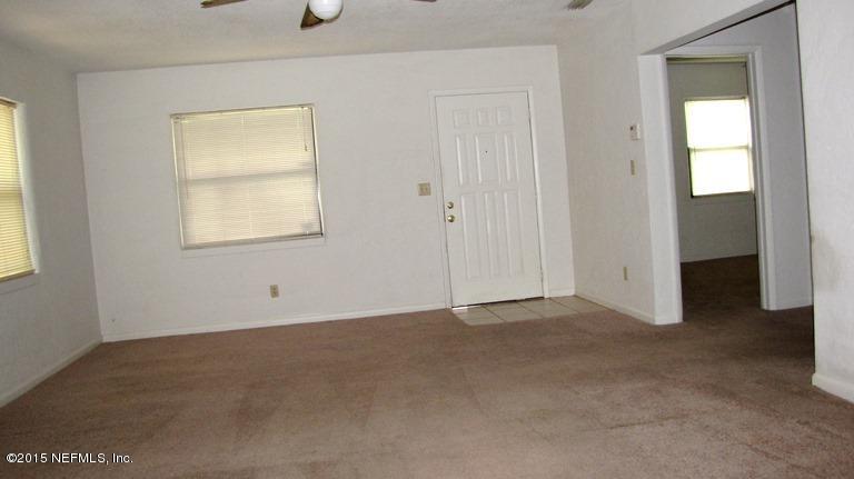 6820 Brandemere Road South Jacksonville, FL 32211 - Photo 3 of 12 an empty room with windows