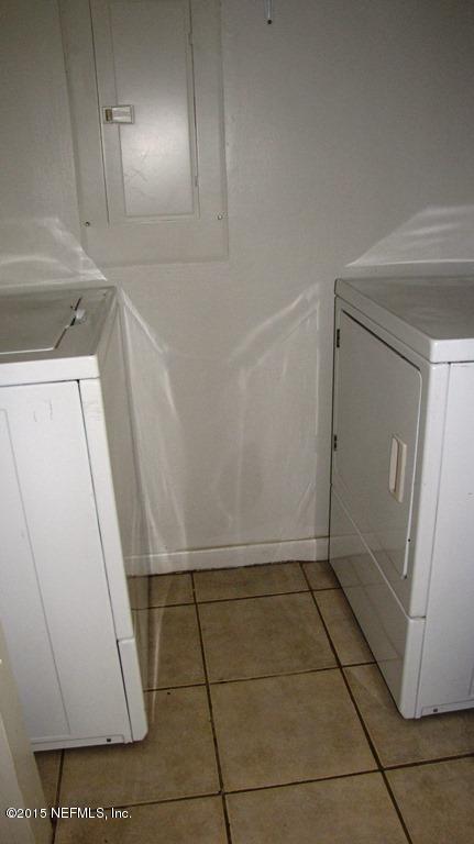 6820 Brandemere Road South Jacksonville, FL 32211 - Photo 6 of 12 a view of utility room