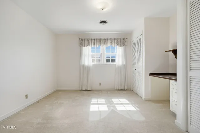 $495,000 | 100 Stone Drive, Lebanon, VA 24266