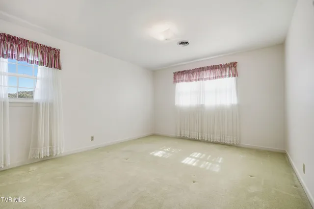 $495,000 | 100 Stone Drive, Lebanon, VA 24266