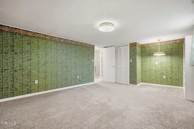 $495,000 | 100 Stone Drive, Lebanon, VA 24266