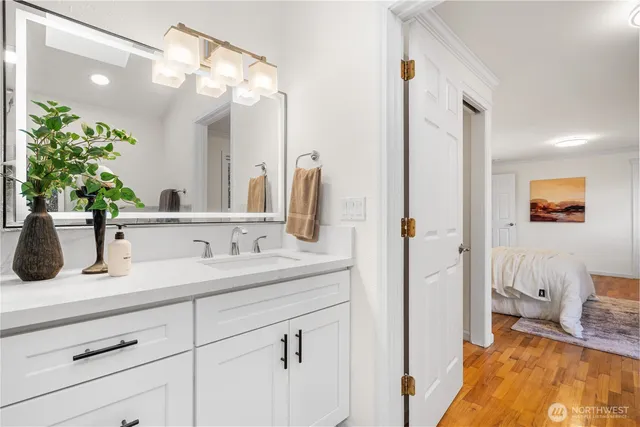 $995,000 | 959 Hoquiam Avenue Northeast, Renton, WA 98059