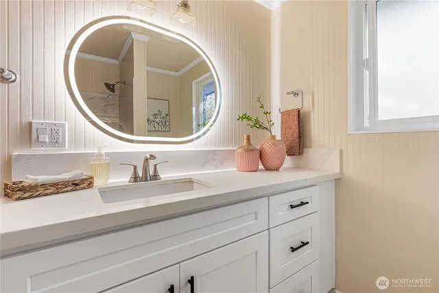 $995,000 | 959 Hoquiam Avenue Northeast, Renton, WA 98059