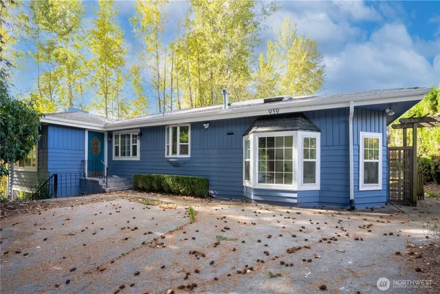 $995,000 | 959 Hoquiam Avenue Northeast, Renton, WA 98059