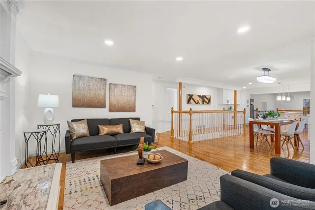 $995,000 | 959 Hoquiam Avenue Northeast, Renton, WA 98059