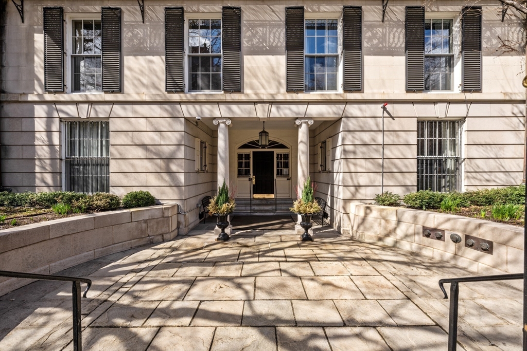 274 Beacon Street, Unit 7F Boston, MA 02116 - Photo 28 of 29