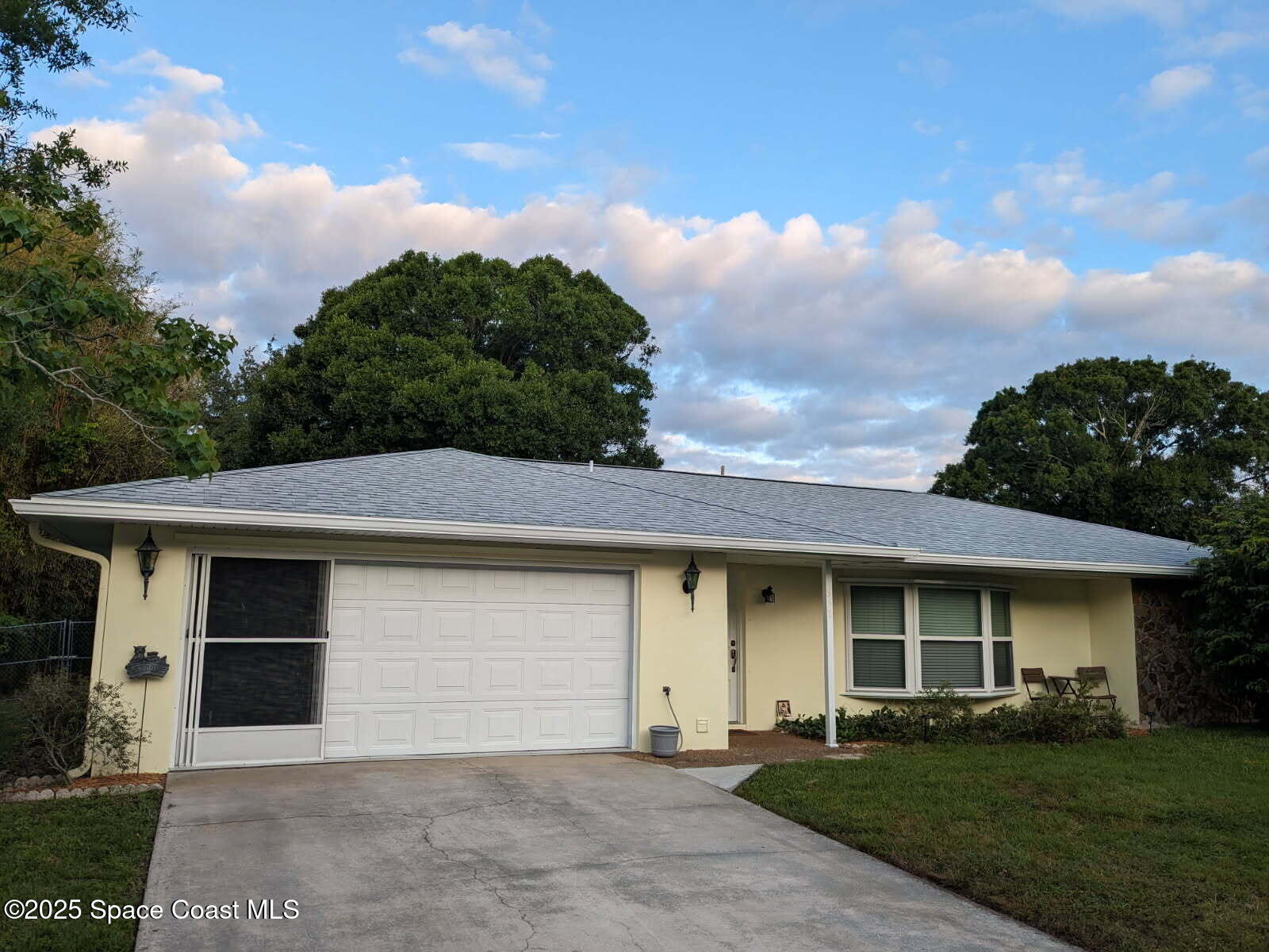 558 Sloane Street Sebastian, FL 32958 - Photo 1 of 29 Front