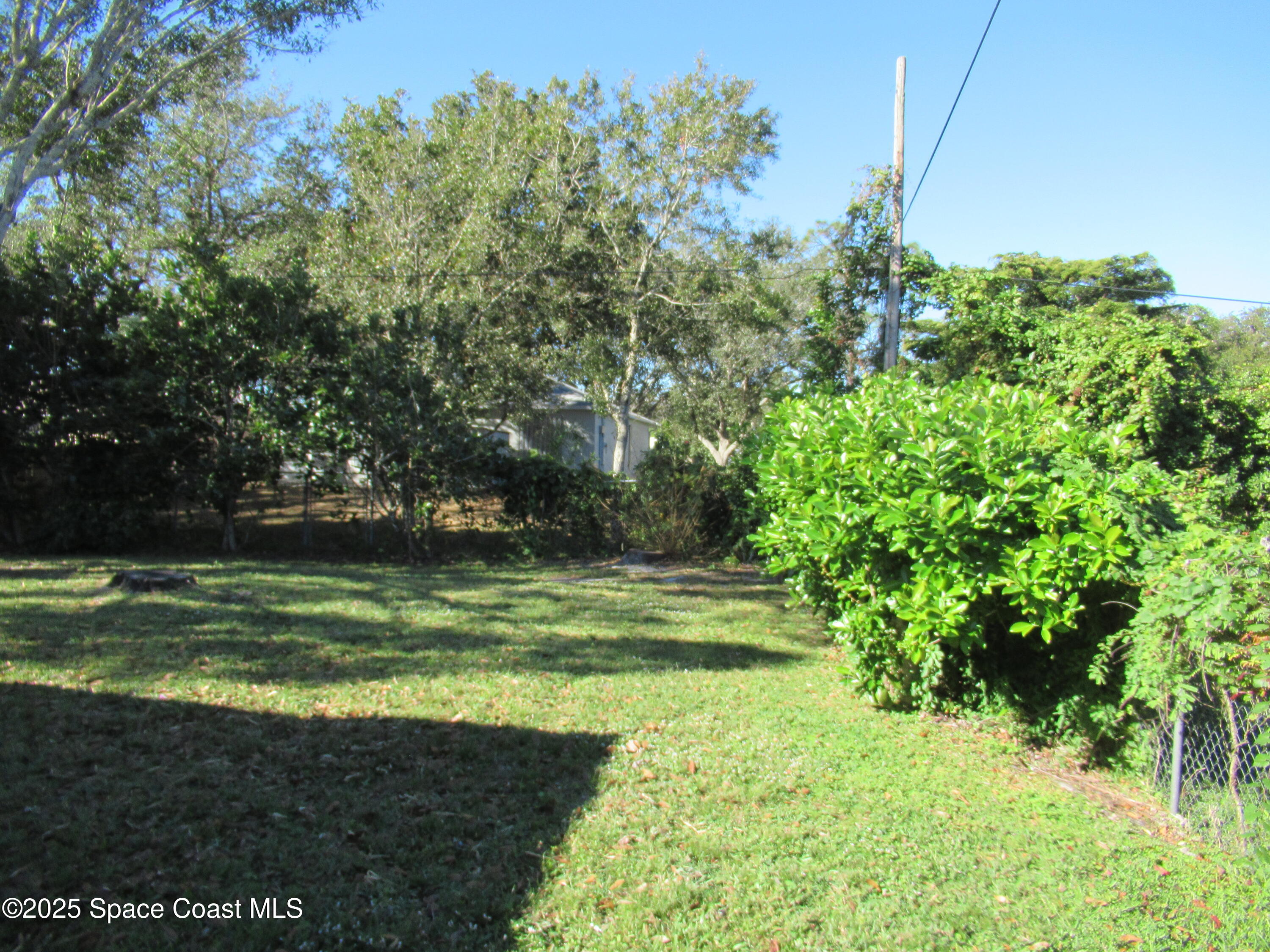 558 Sloane Street Sebastian, FL 32958 - Photo 3 of 29 IMG_6805