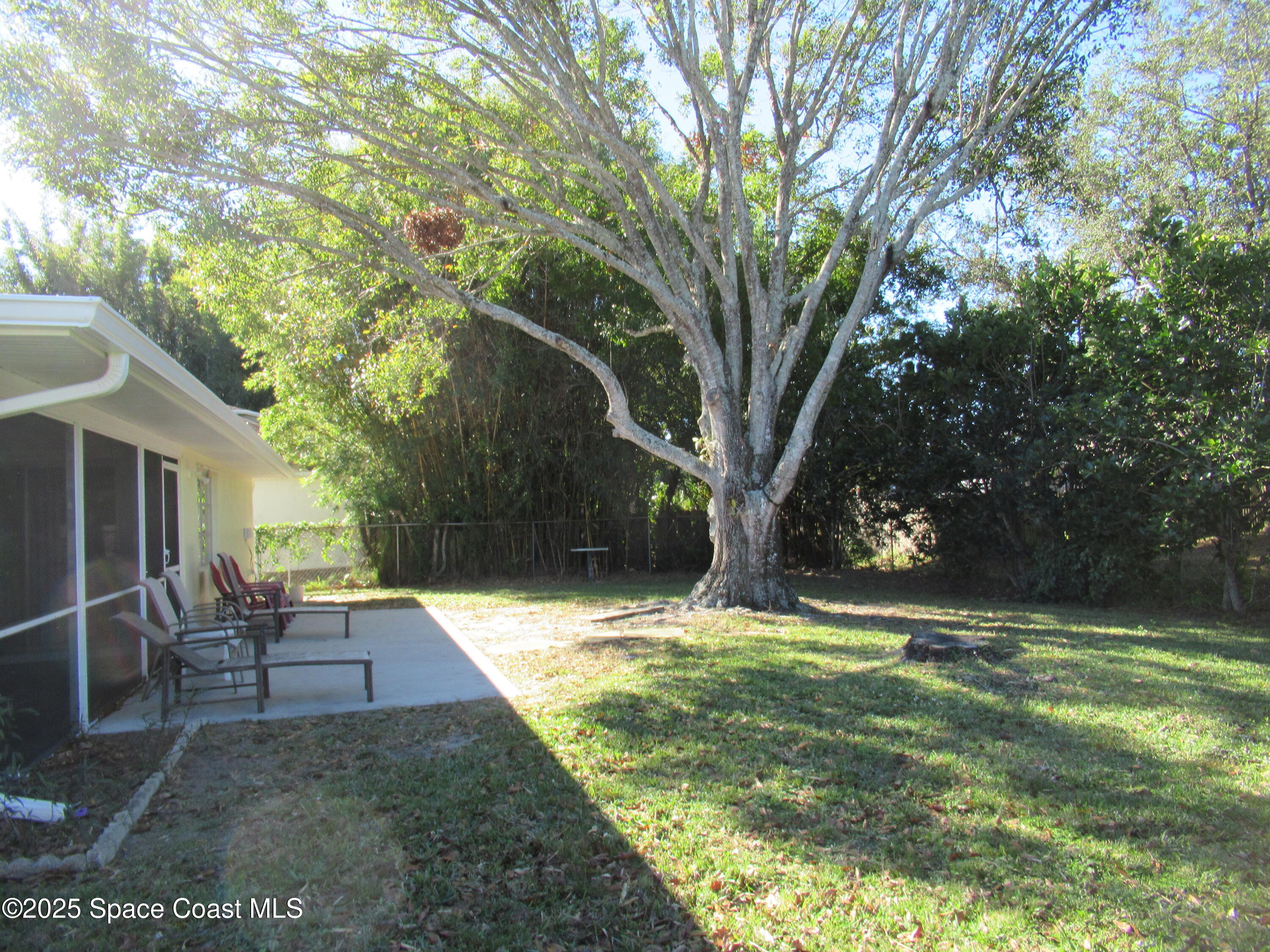 558 Sloane Street Sebastian, FL 32958 - Photo 4 of 29 IMG_6806