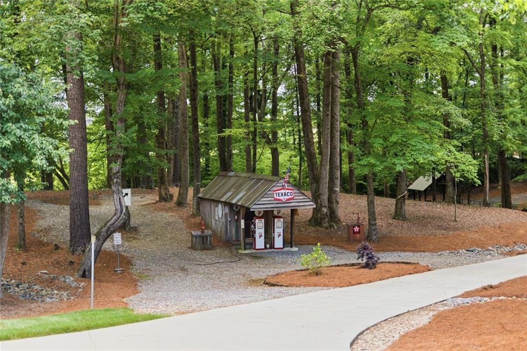 5135 Howard Road Cumming, GA 30040 - Photo 14 of 190