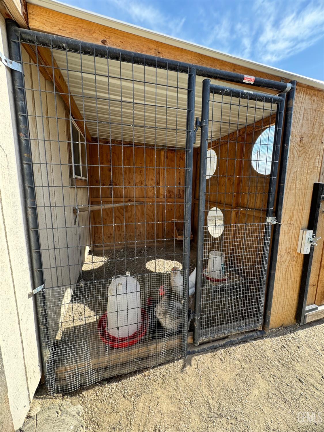 Undisclosed Address Maricopa, CA 93252 - Photo 26 of 33 a view of entryway
