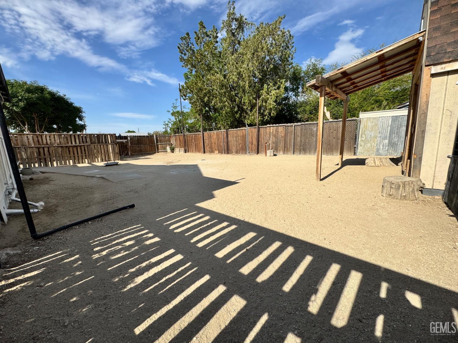 Undisclosed Address Maricopa, CA 93252 - Photo 28 of 33 a view of a backyard