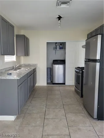 $1,850 | 1927 Helen Avenue, North Las Vegas, NV 89032