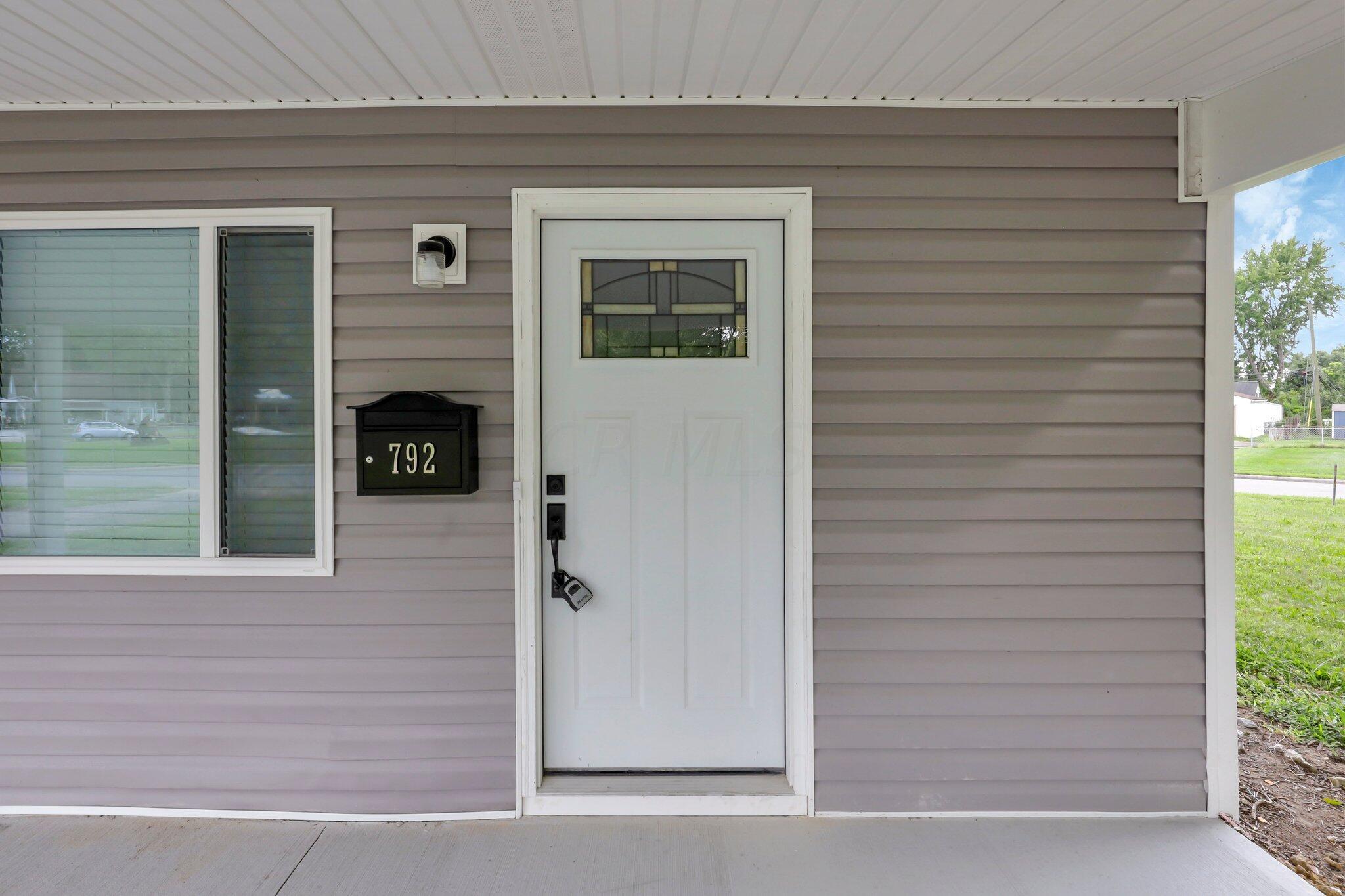 792 Exeter Road Whitehall, OH 43213 - Photo 27 of 38 30-web-or-mls-IMG_2745
