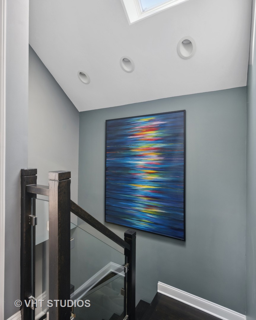 1750 West School Street Chicago, IL 60657 - Photo 21 of 37 a view of room