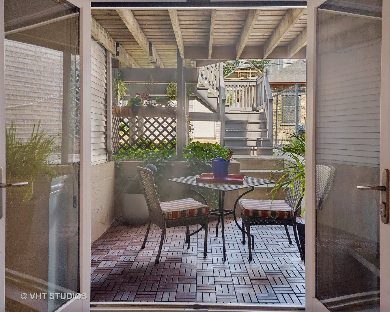1750 West School Street Chicago, IL 60657 - Photo 29 of 37 a view of a outdoor seating area with furniture