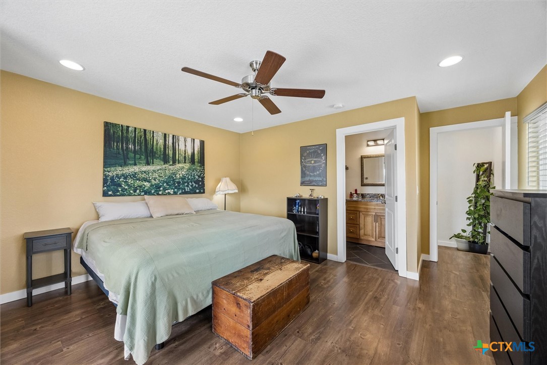 730 Spoke Hollow Road Lockhart, TX 78644 - Photo 17 of 41 PRIMARY BEDROOM