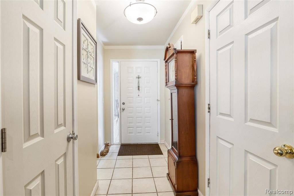 510 Tennyson, Unit 56 Rochester Hills, MI 48307 - Photo 7 of 30