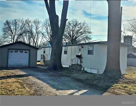 $49,900 | 30 West Patterson Street, Mascoutah, IL 62258