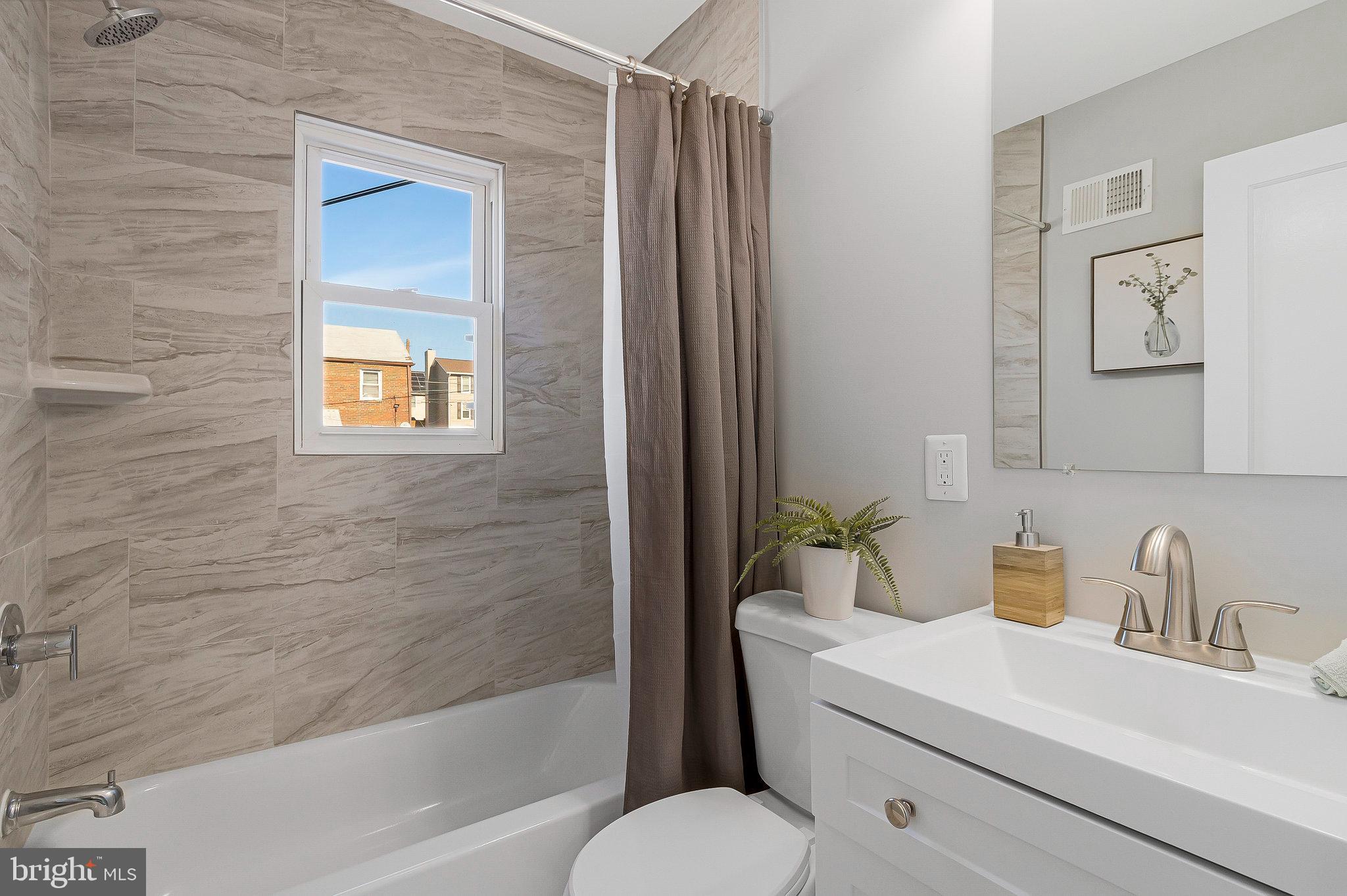 2202 U Place Southeast Washington, DC 20020 - Photo 12 of 20 Upper Level Full Bath