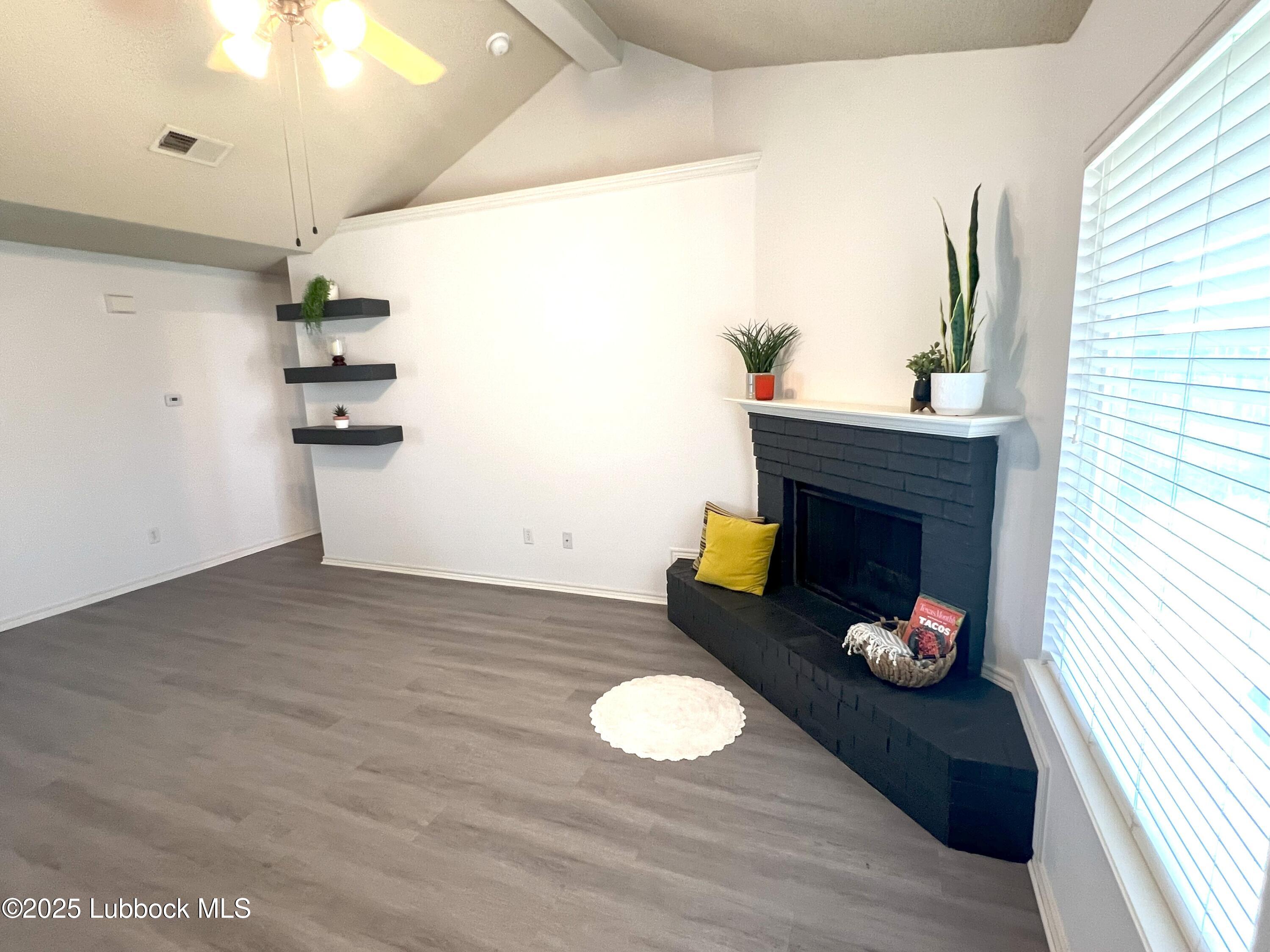 2802 108th Street Lubbock, TX 79423 - Photo 10 of 16 9