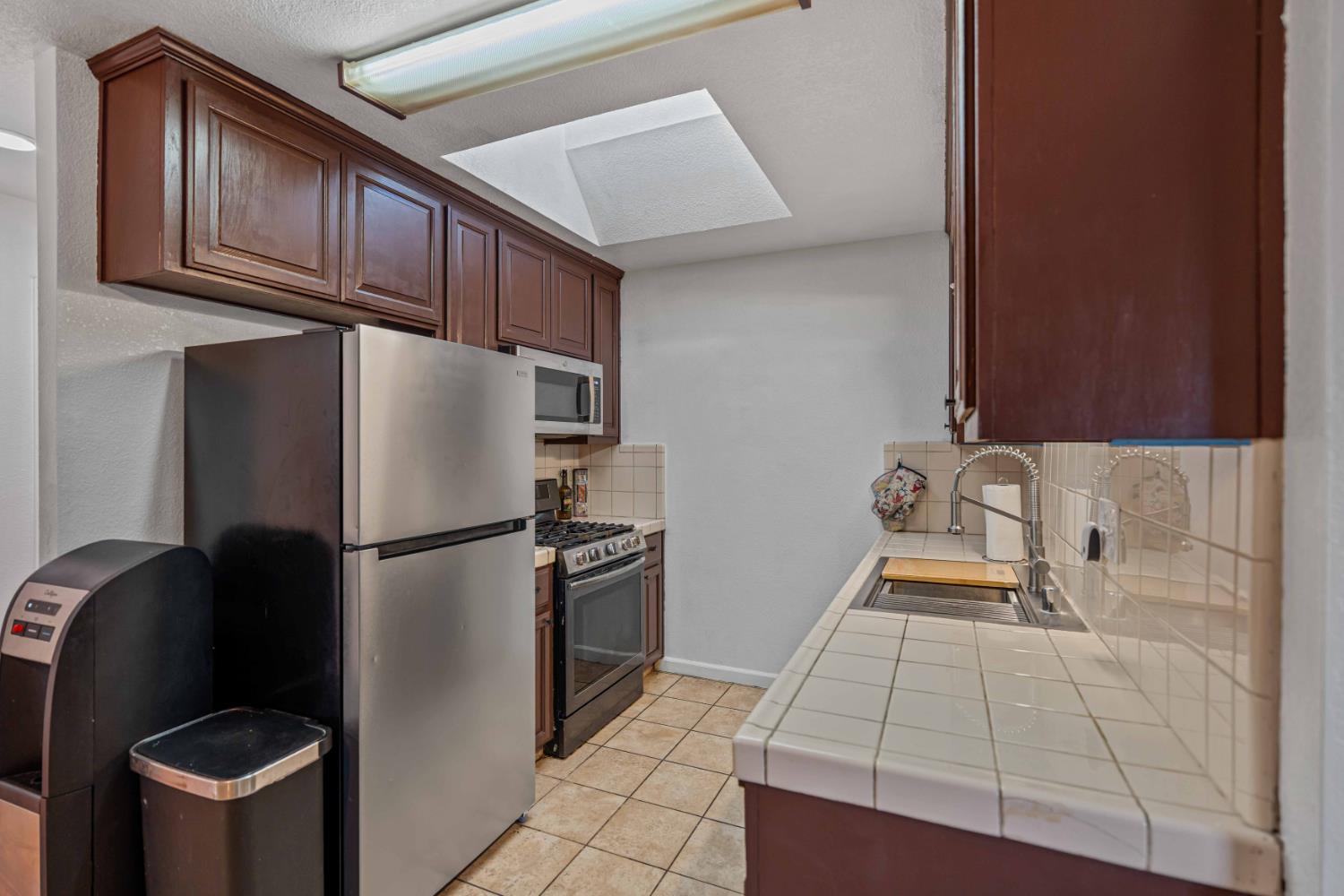 16074 Warfield Road Lathrop, CA 95330 - Photo 12 of 30