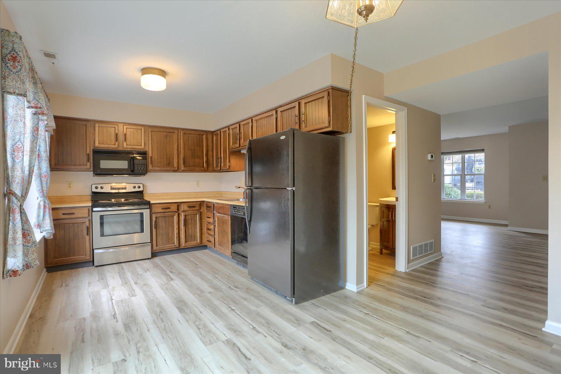 5416 Pond Road Harrisburg, PA 17111 - Photo 12 of 21 Gallery Image 12