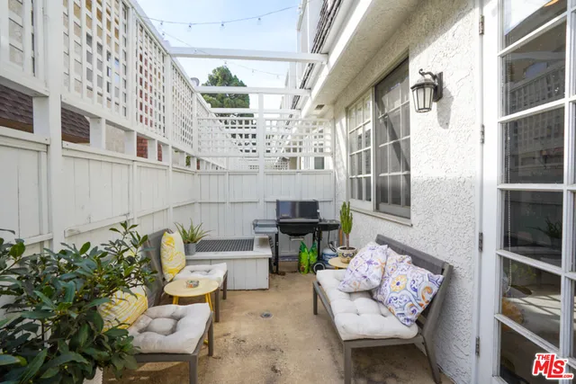 $1,645,000 | 1037 16th Street, Unit 10, Santa Monica, CA 90403