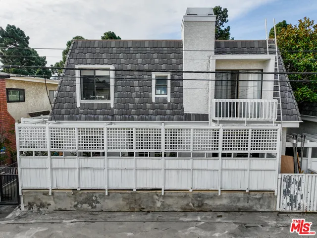 $1,645,000 | 1037 16th Street, Unit 10, Santa Monica, CA 90403