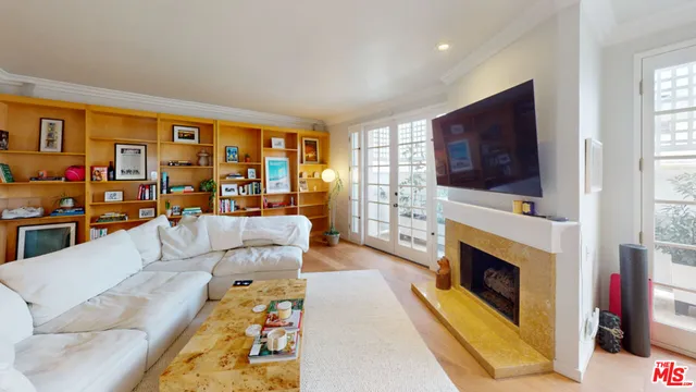 $1,645,000 | 1037 16th Street, Unit 10, Santa Monica, CA 90403