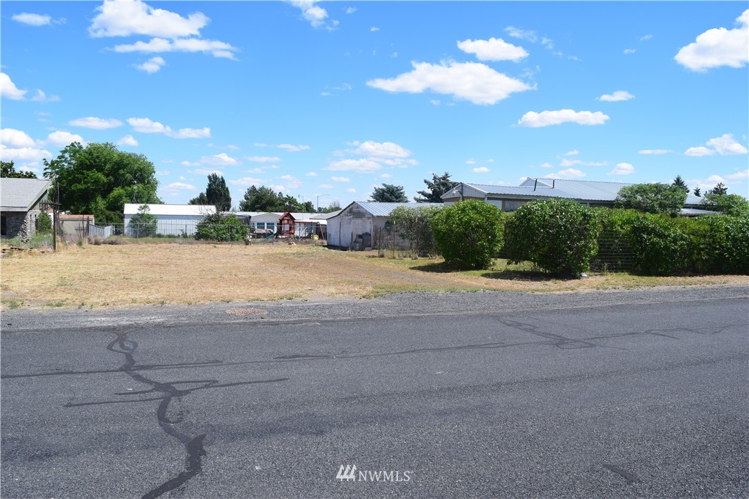 8520 Charles Road Northeast Moses Lake, WA 98837 - Photo 20 of 25 Gallery Image 20