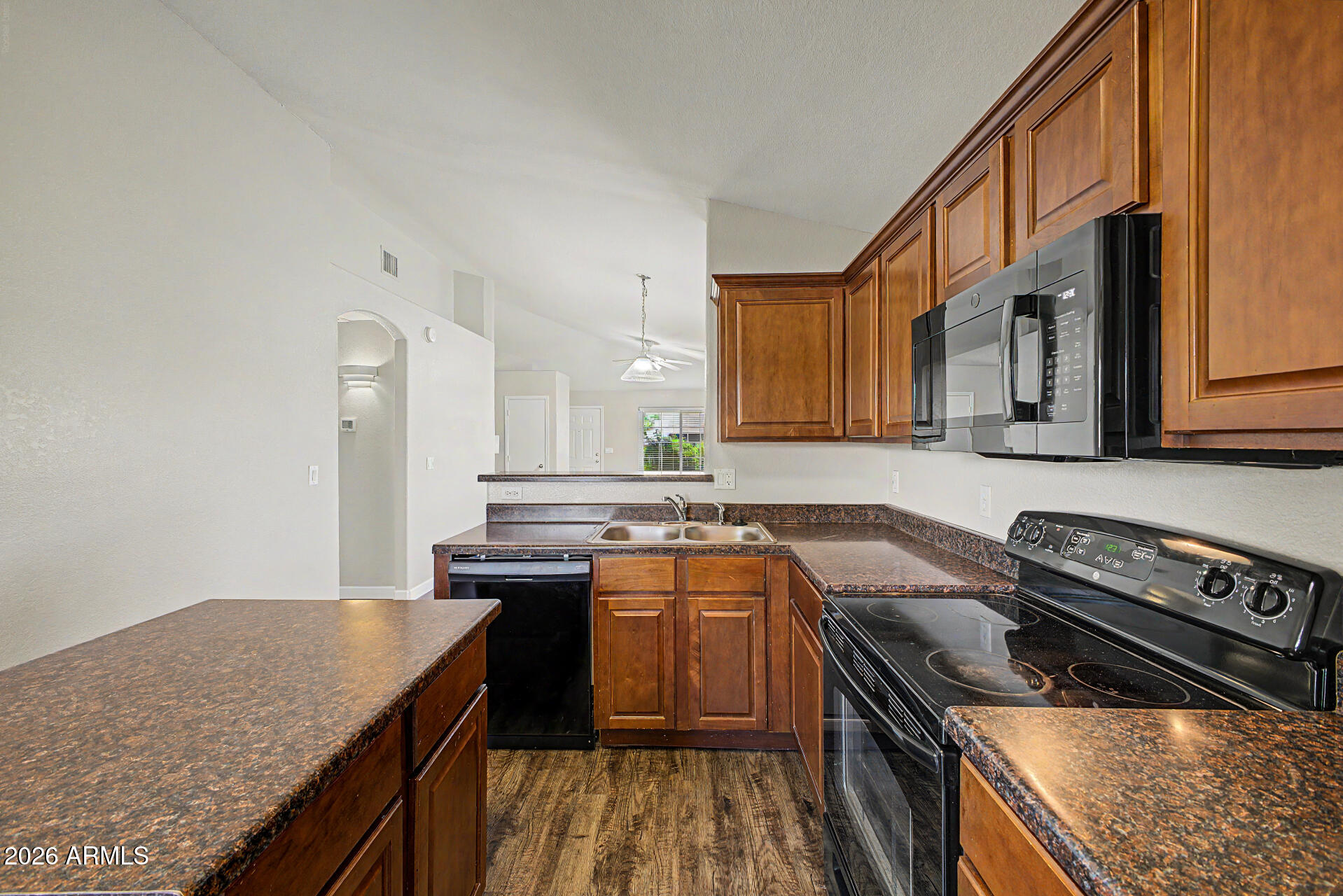 5808 East Brown Road, Unit 7 Mesa, AZ 85205 - Photo 11 of 35 10 - Brown